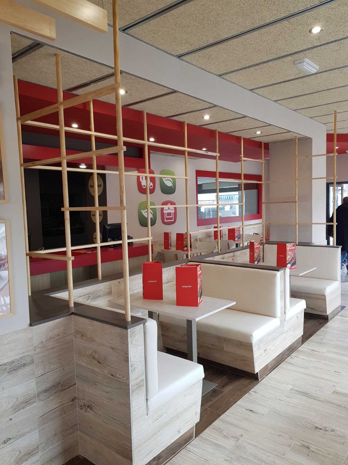 imagen de mobiliario en Telepizza